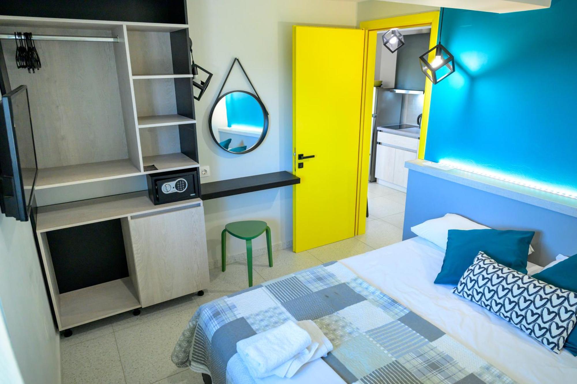 Bikini Apartments Kariótai Exteriör bild